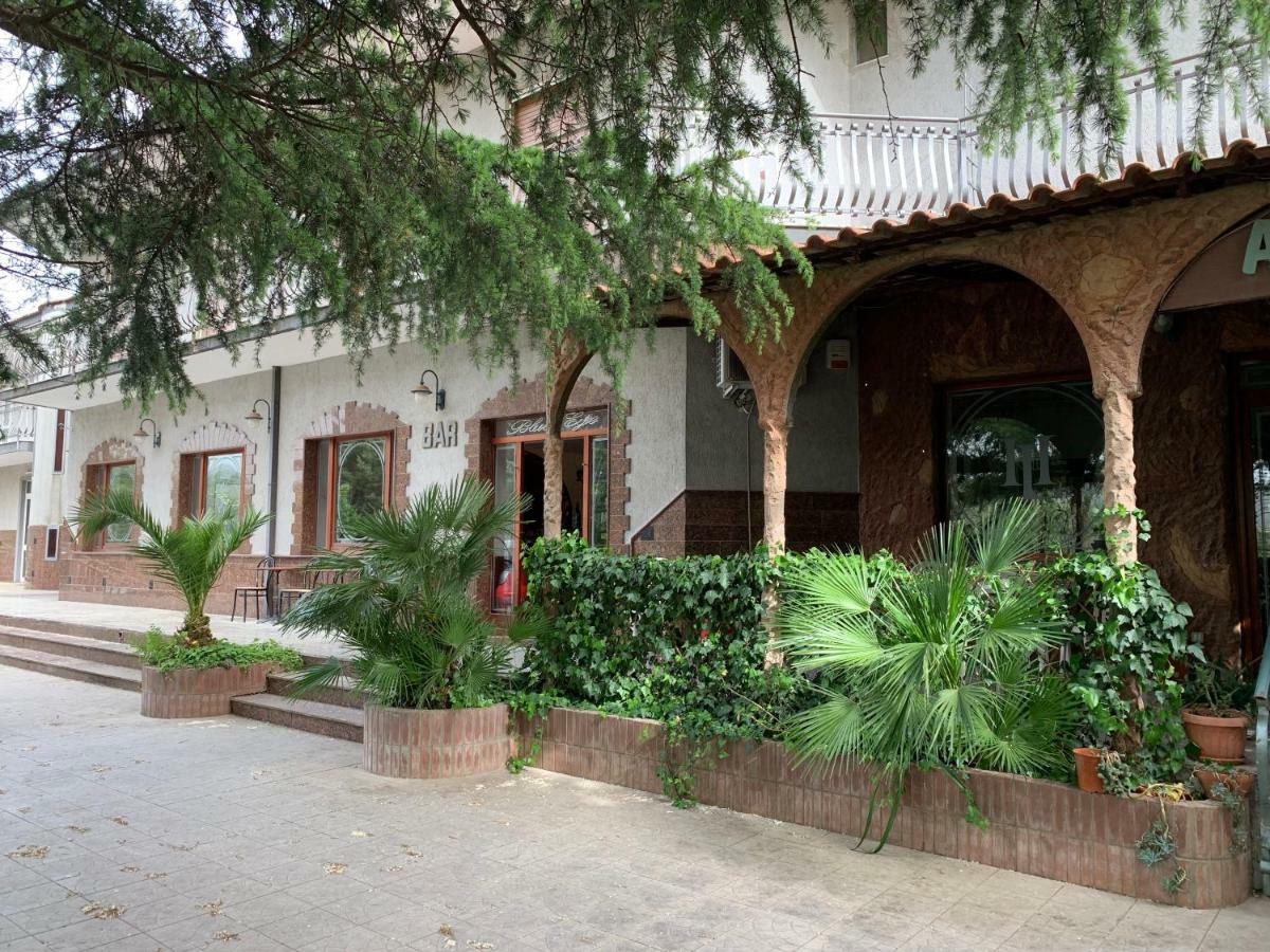 Hotel Del Lago Telese Terme Ngoại thất bức ảnh